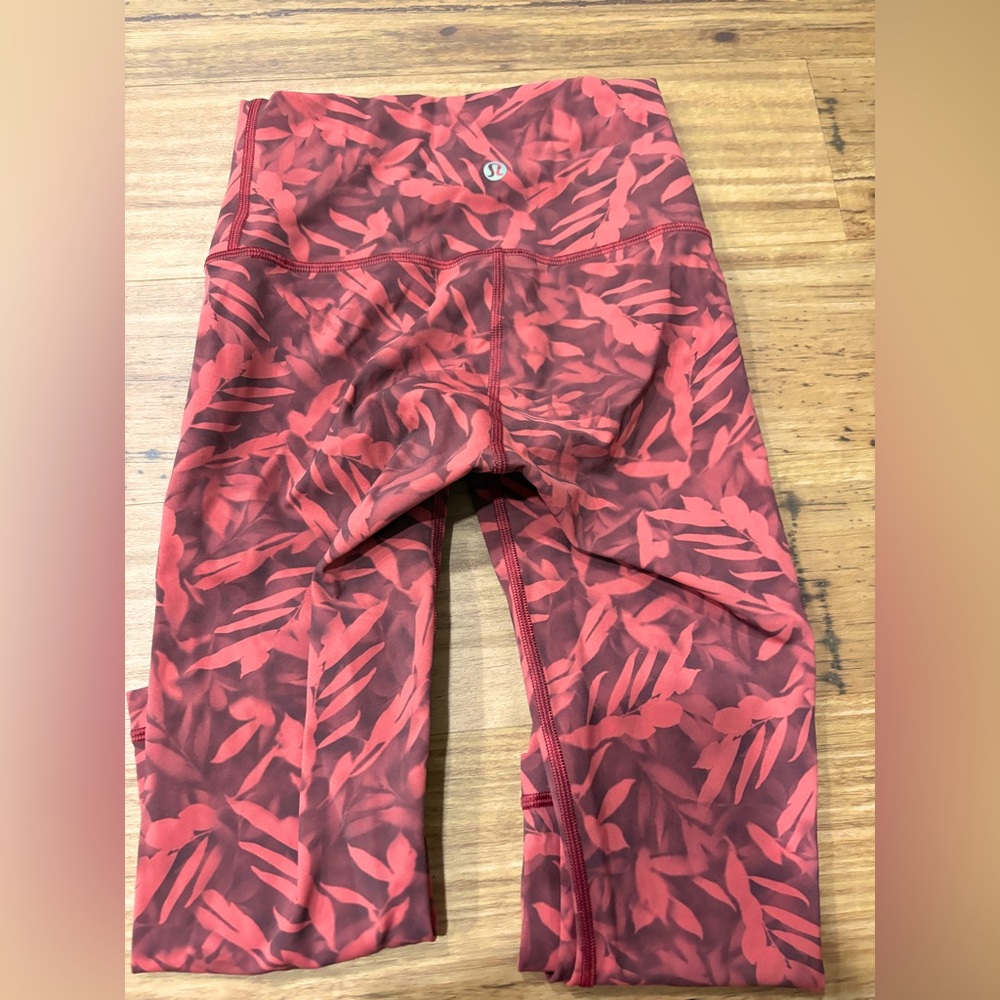 Red patterned lululemon leggings rare size 4